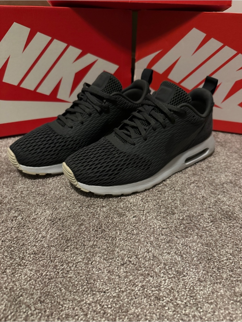 Nike Air Max Tavas SE 'Anthracite' (2015) Size 10
